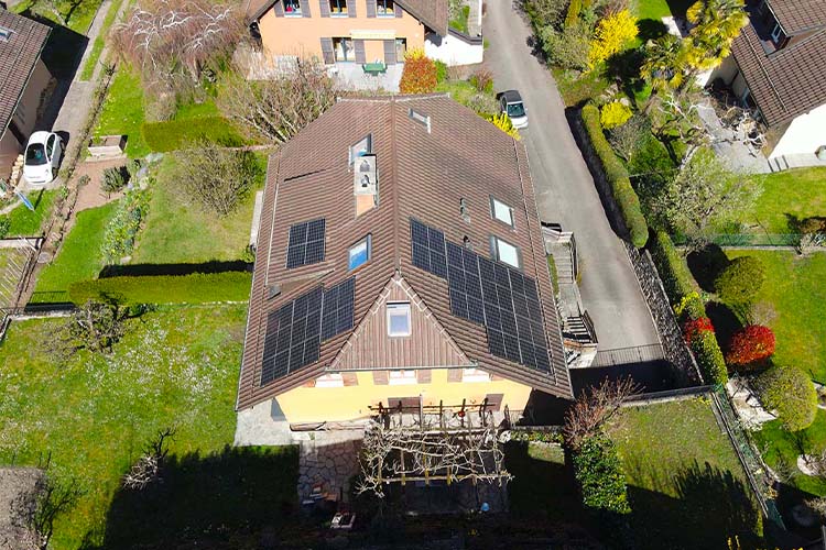 Réalisation système photovoltaïque La Tour-de-Peilz